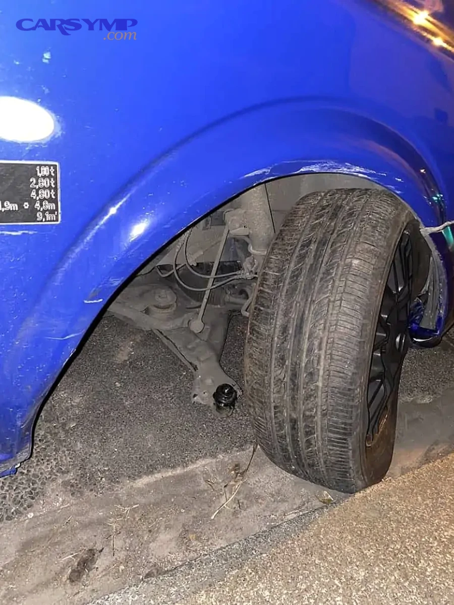 What warning signs mean you should stop driving immediately?