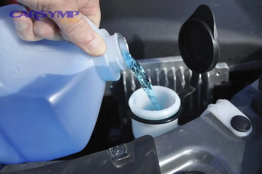 How should you communicate symptoms to a shop or roadside service?