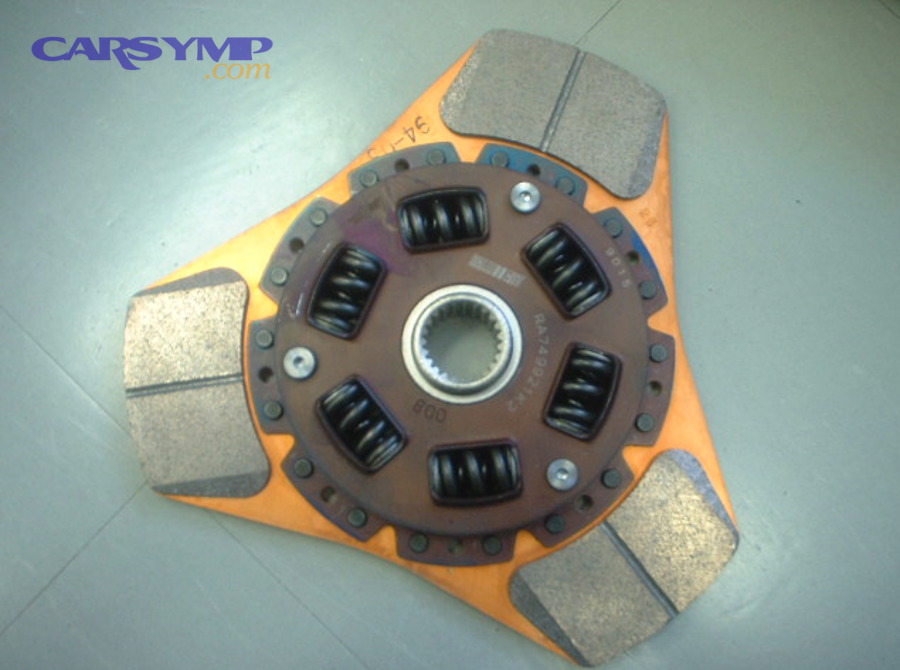 Clutch disc photo showing hub and friction surface