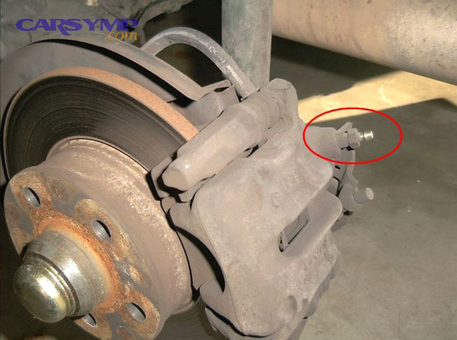 DiskBrakeBleederValve 6