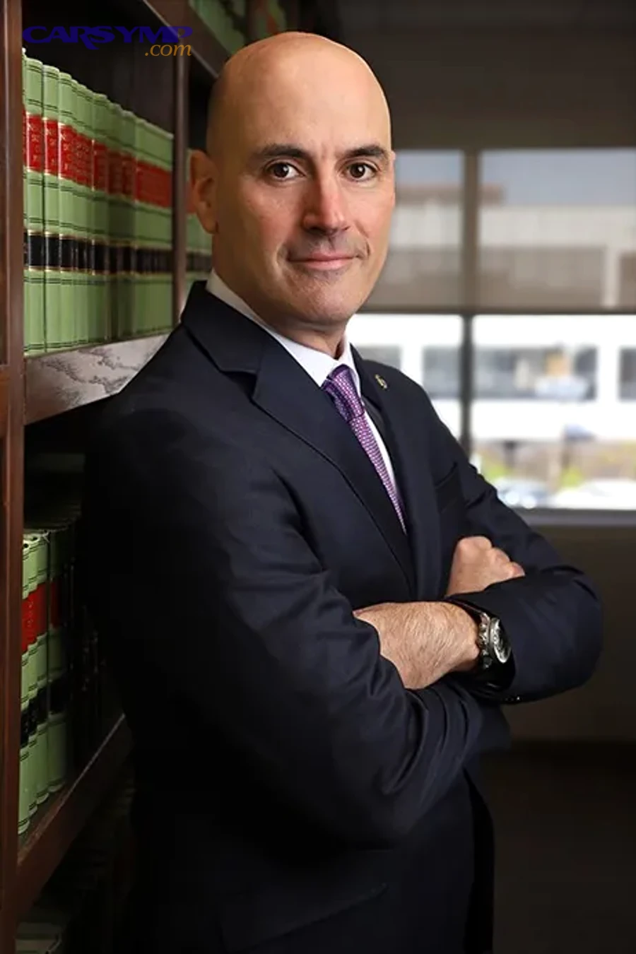 How should refrigerant cylinders be stored, transported, and labeled to stay compliant and safe?