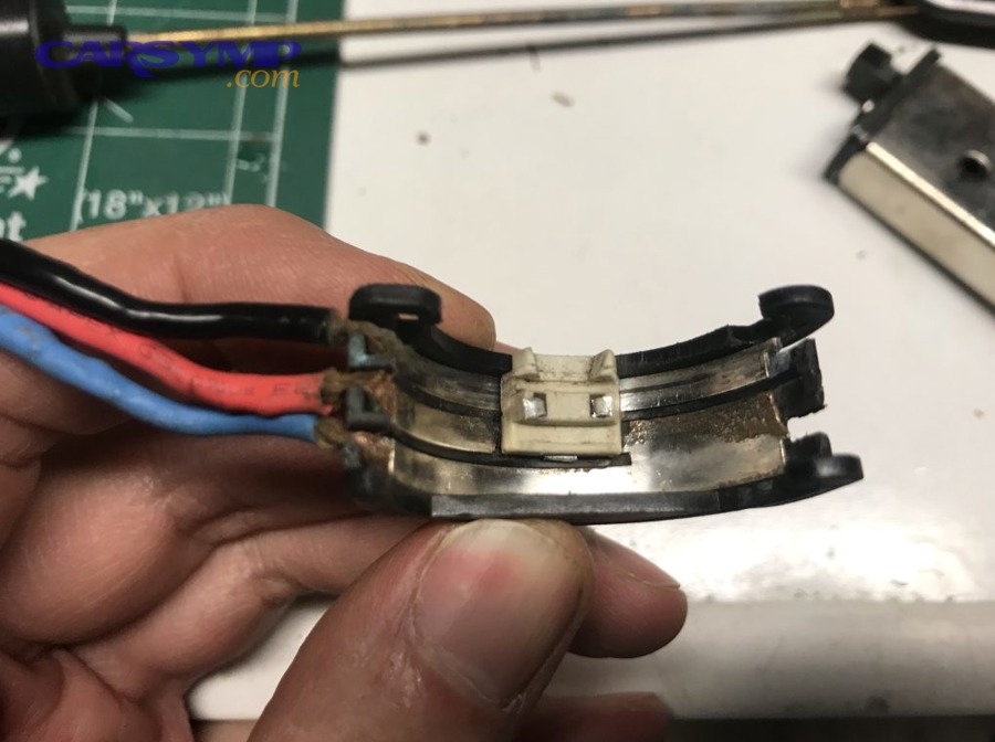 What are the warning signs of wiring failure in the door jamb area?