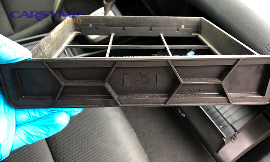 How do you confirm airflow direction arrows and “UP/TOP” markings correctly?