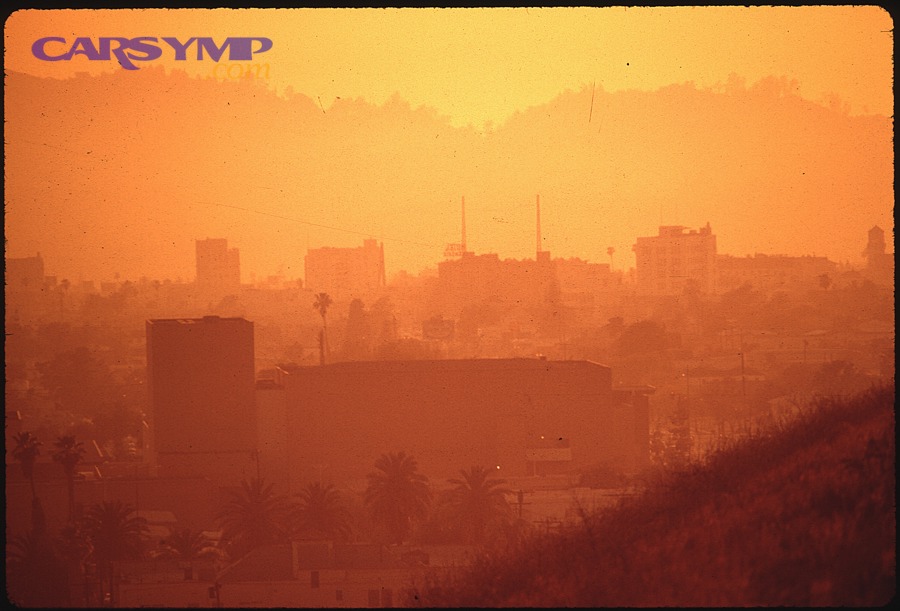 LOW HANGING SMOG NARA 542683