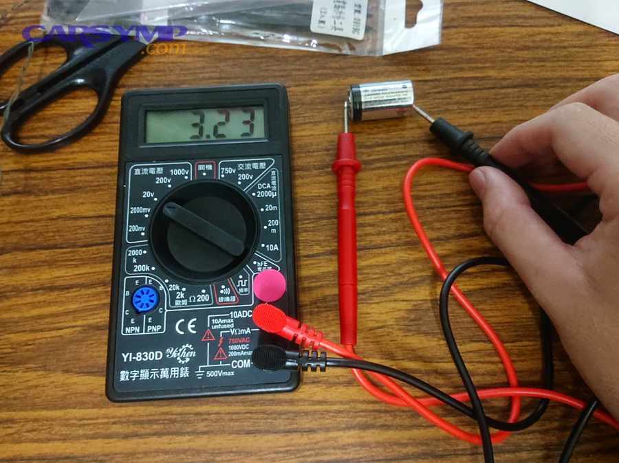 Which tools and supplies make battery replacement safer?