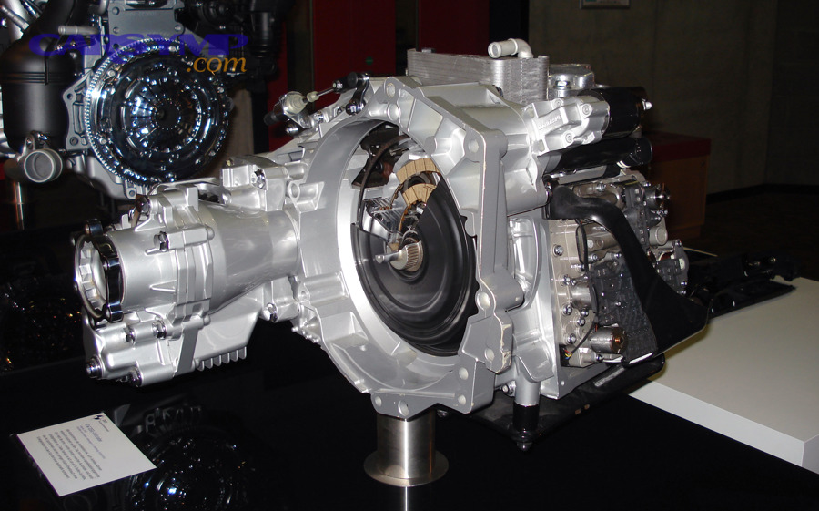 How is a professional transmission service performed step by step?