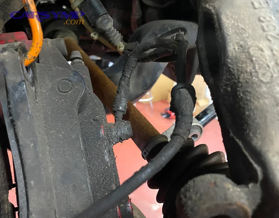 Could a warning light be the only symptom at first?