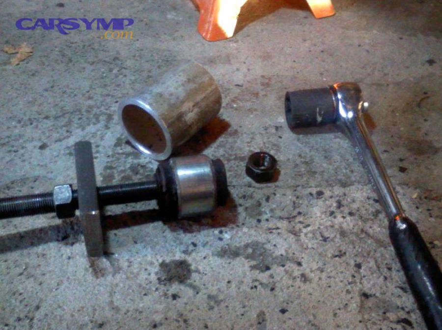 Diagnose Control Arm vs Sway Bar Bushings for Drivers: Comparison 7 How do you test control arm bushings at home without special equipment?