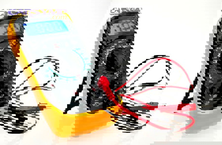 What should you check in the first 5 minutes to avoid false diagnoses?