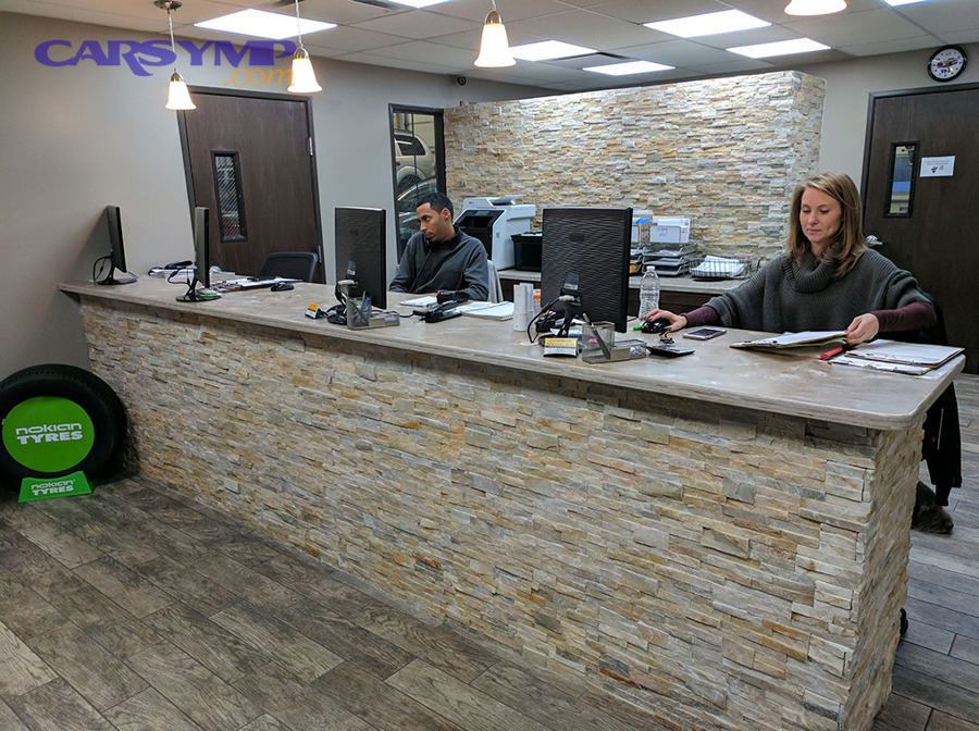 Do defensive, hostile, or sarcastic replies mean you should avoid the shop?