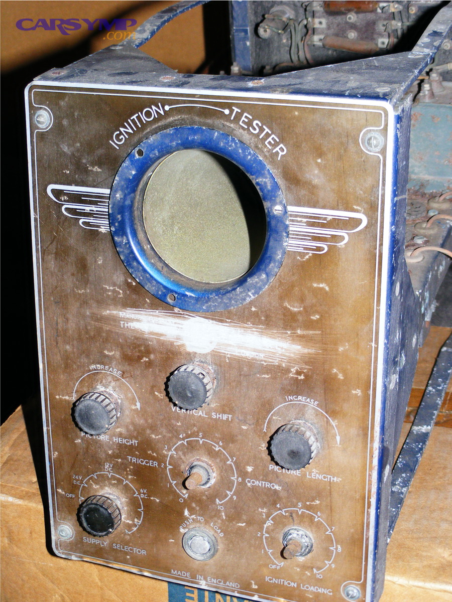 Ignition tester device representing ignition diagnostic tools