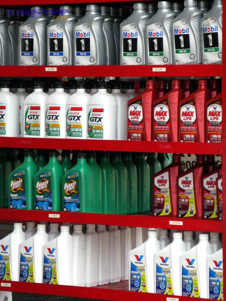 Choose the Correct Engine Oil Viscosity (Oil Weight): SAE Grade Guide for Everyday Drivers 1 Motor oil bottles variousbrands