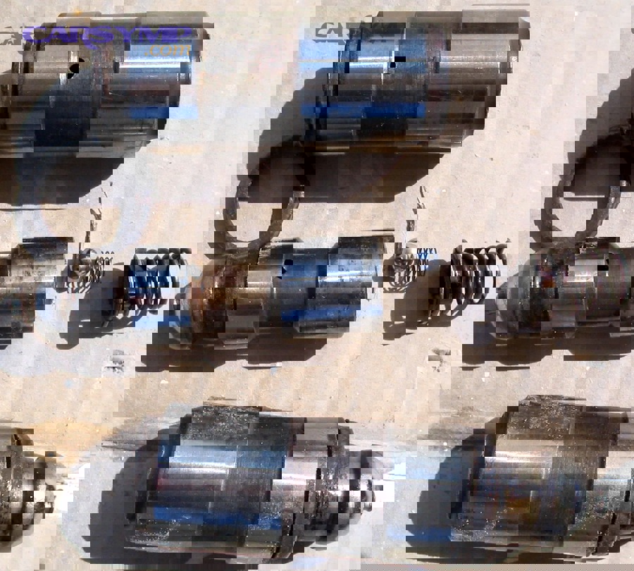 Hydraulic tappet (valve lifter) example in an engine valvetrain