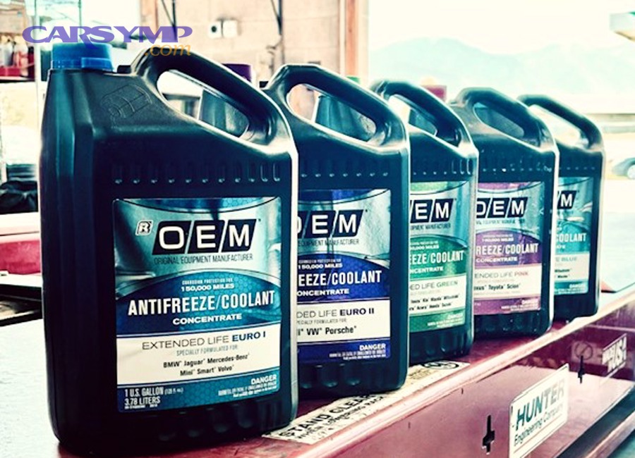 Spill-free funnel used for bleeding air from a car cooling system