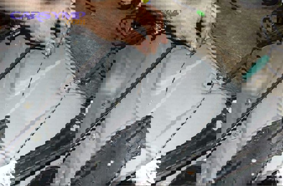 What Are the Warning Signs of Early Window Regulator Wear?