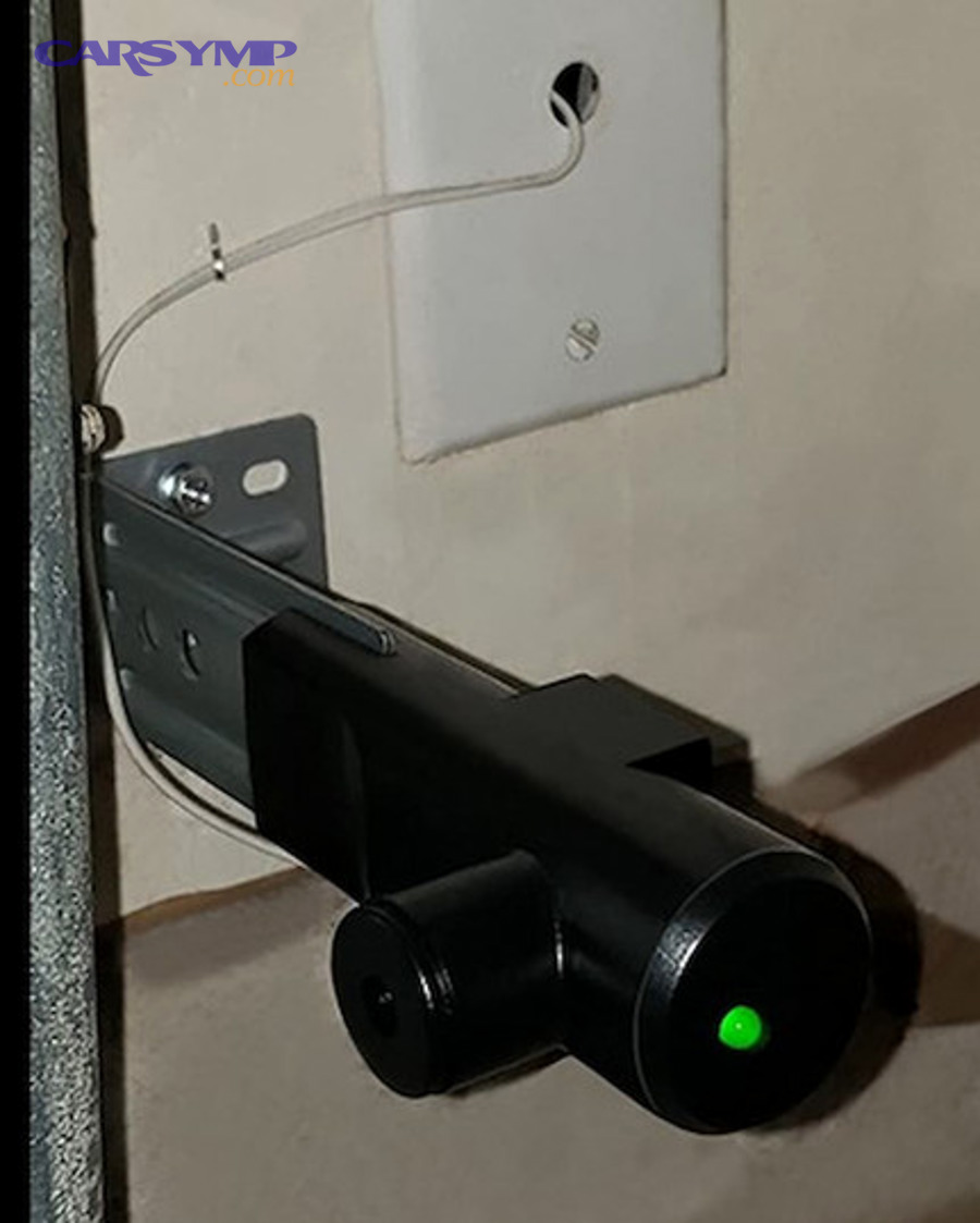 What is the complete safety checklist before you remove a mount?