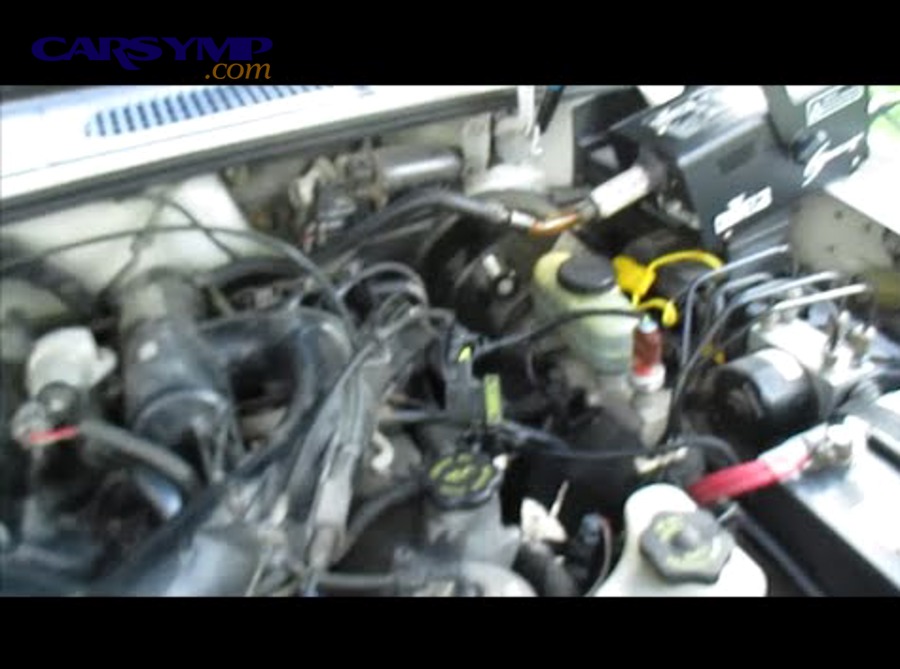 Automotive smoke machine used for vacuum leak and EVAP leak testing
