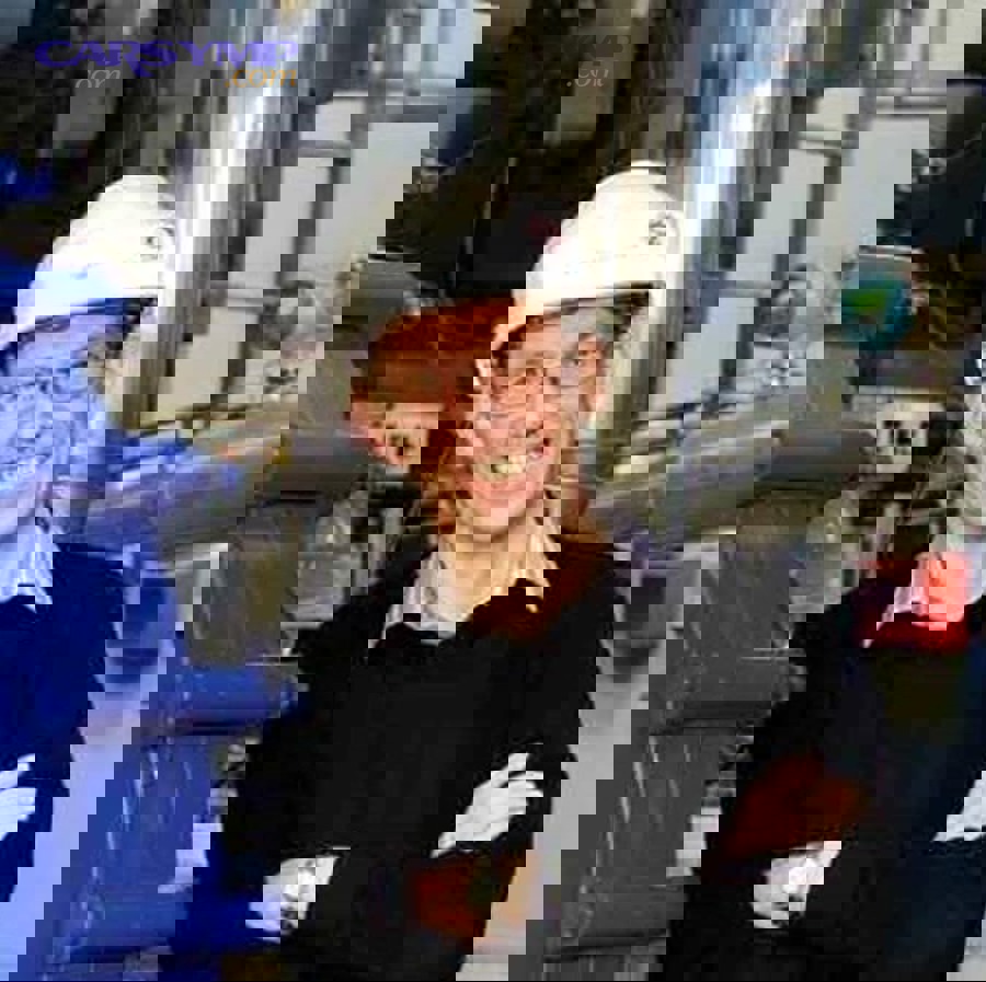 Heater core and HVAC box exploded diagram showing heater core placement