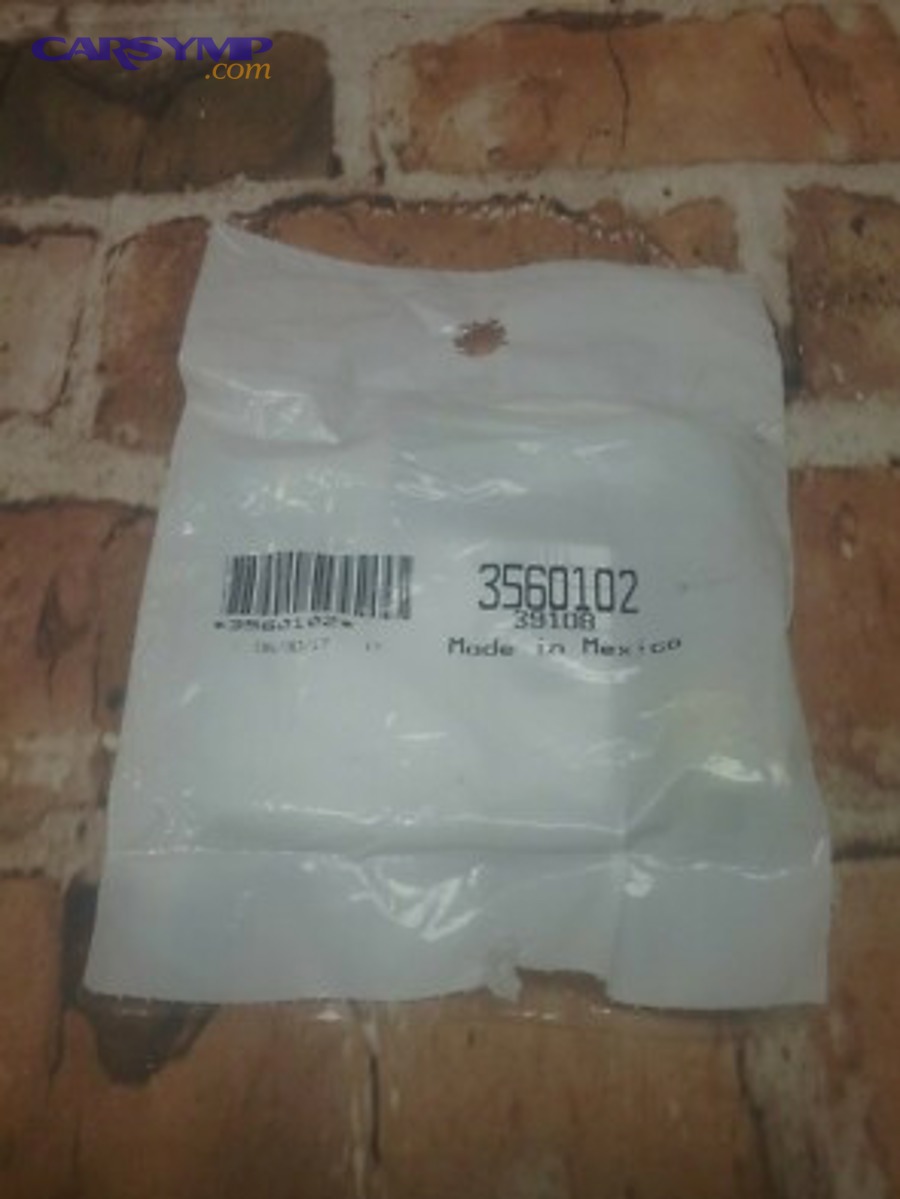 flexible return hose showing single-layer construction compared to pressure hose