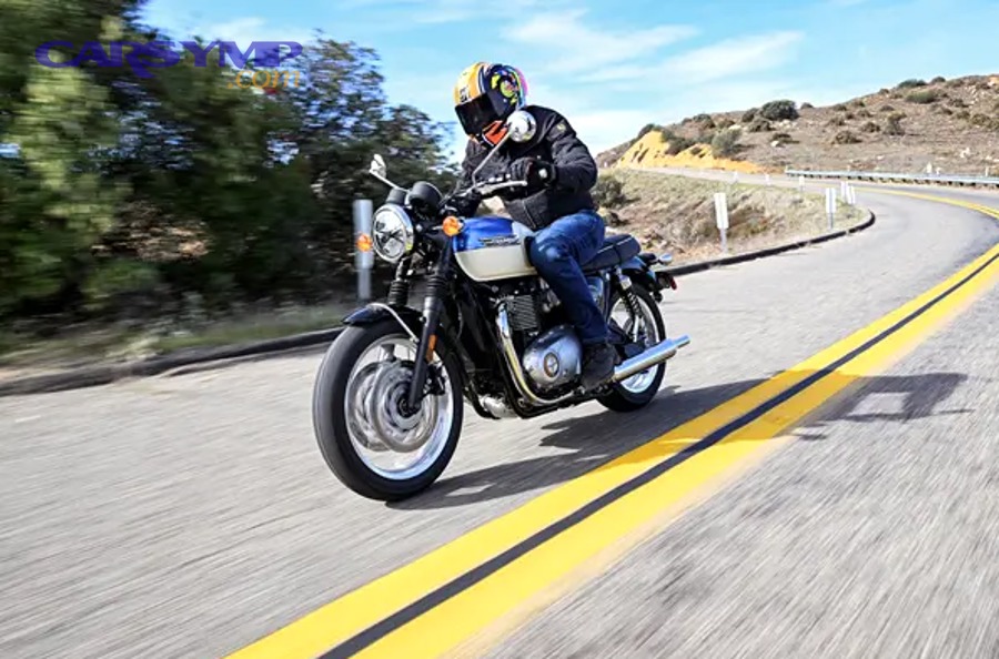 Steering wheel and dashboard during highway road test for vibration diagnosis