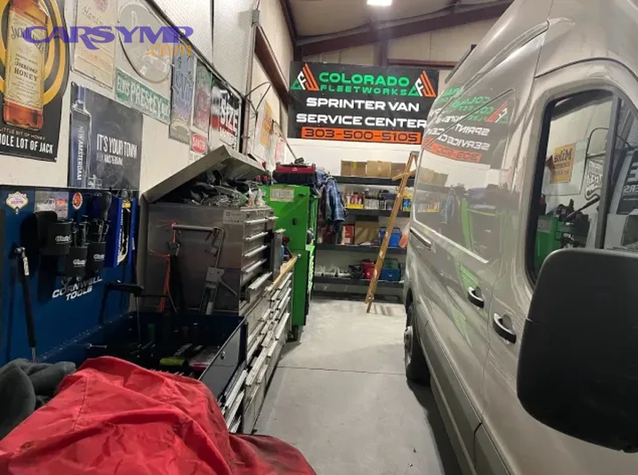 smoke from exhaust diagnosis showing timing patterns for startup versus acceleration conditions