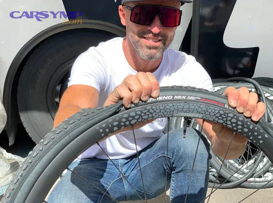 Illustration of tire wear patterns including center wear, edge wear, and uneven wear